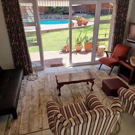 Coconut Cottage Randburg Exterior photo
